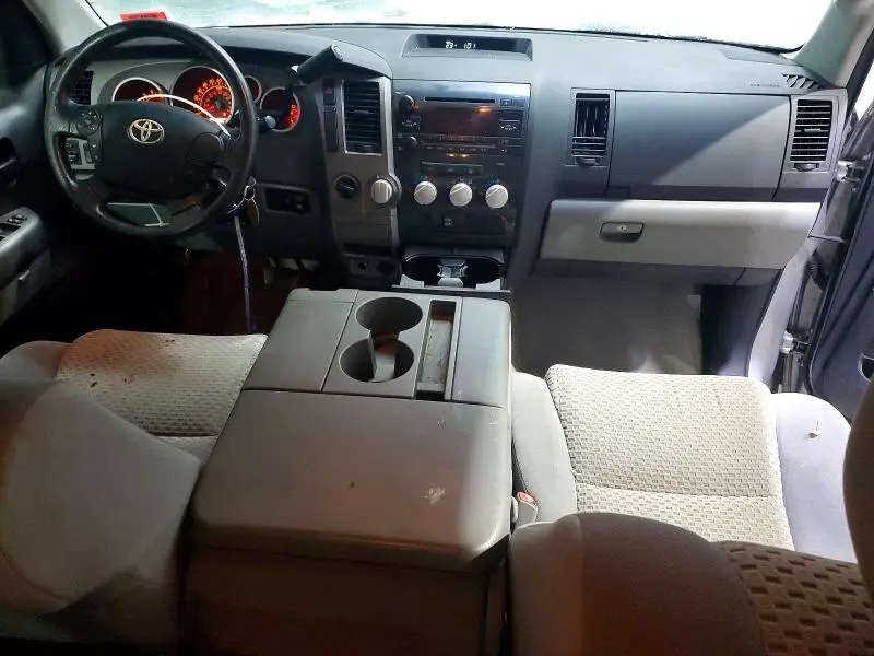 2010 TOYOTA TUNDRA CREWMAX SR5  