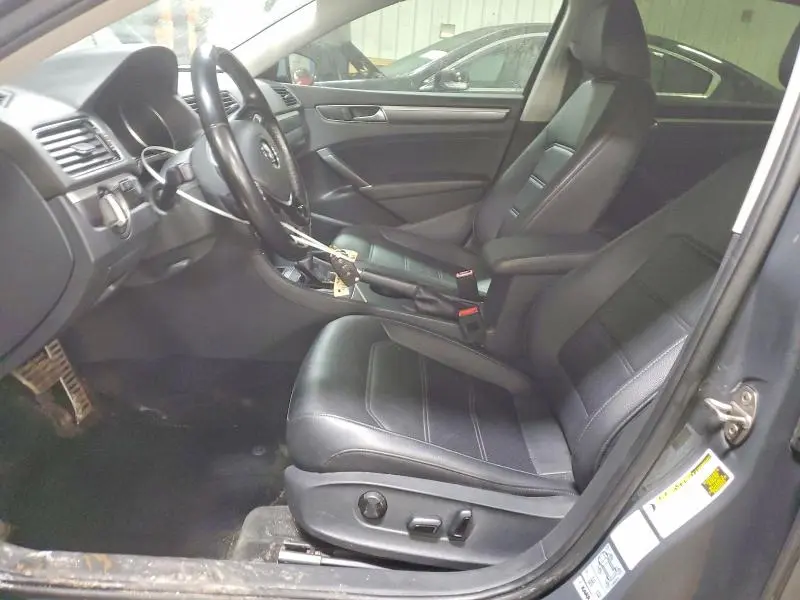 2018 VOLKSWAGEN PASSAT S  