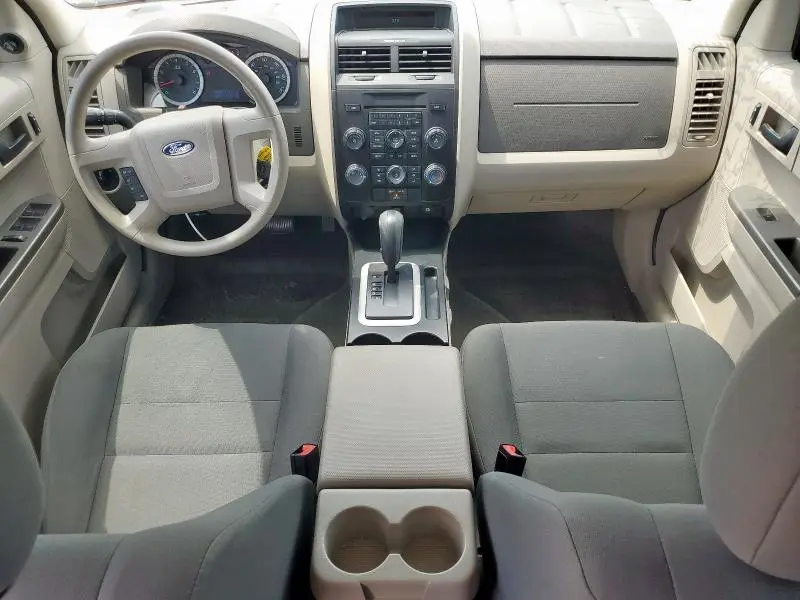 2012 FORD ESCAPE XLS  