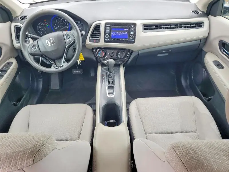 2017 HONDA HR-V LX  
