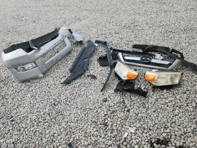 2010 TOYOTA 4RUNNER SR5  