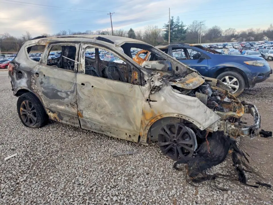 2018 FORD ESCAPE SE  