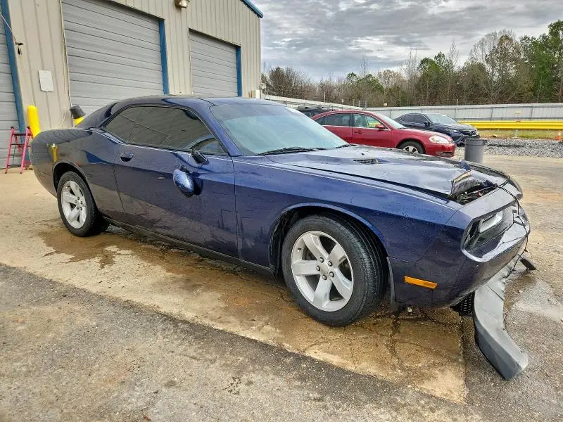 2013 DODGE CHALLENGER SXT  