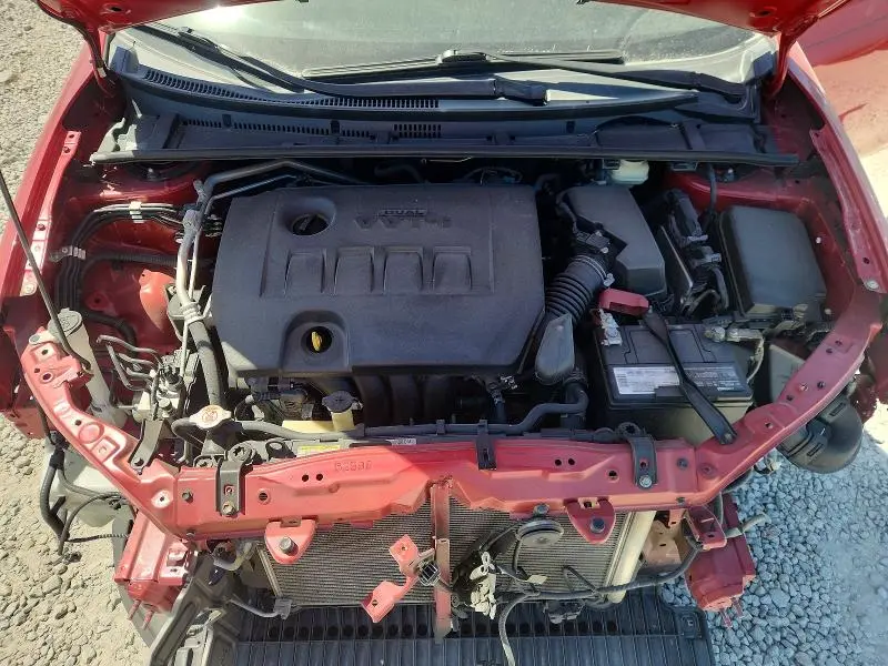 2017 TOYOTA COROLLA SE  
