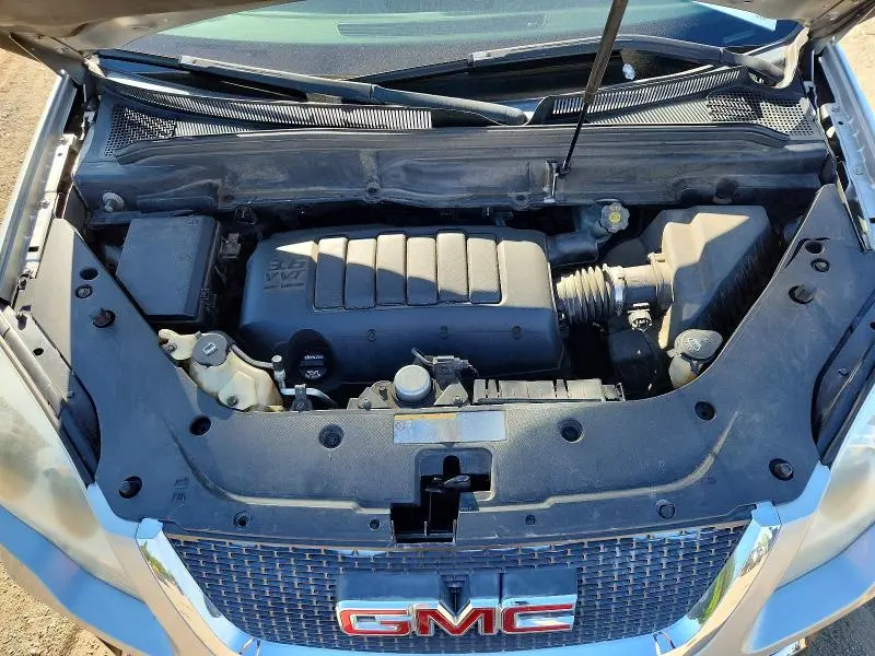 2011 GMC ACADIA SLT-1  