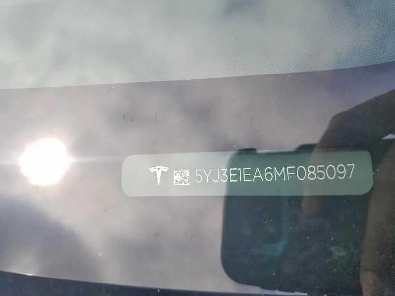 2021 TESLA MODEL 3   