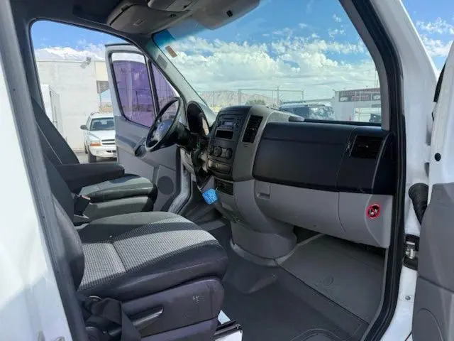 2012 MERCEDES-BENZ SPRINTER 2500  