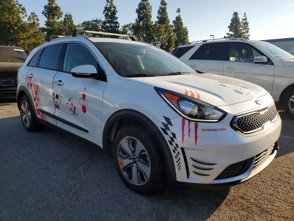 2019 KIA NIRO LX  