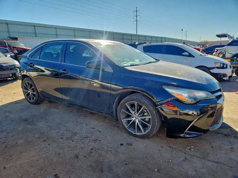 2015 TOYOTA CAMRY LE  