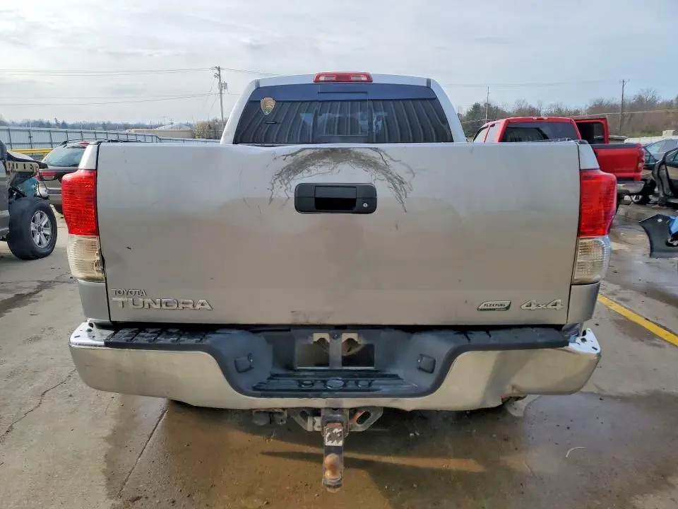2010 TOYOTA TUNDRA GRADE  