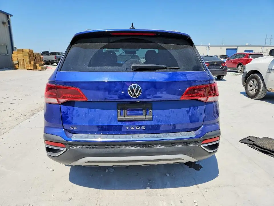 2022 VOLKSWAGEN TAOS SE  