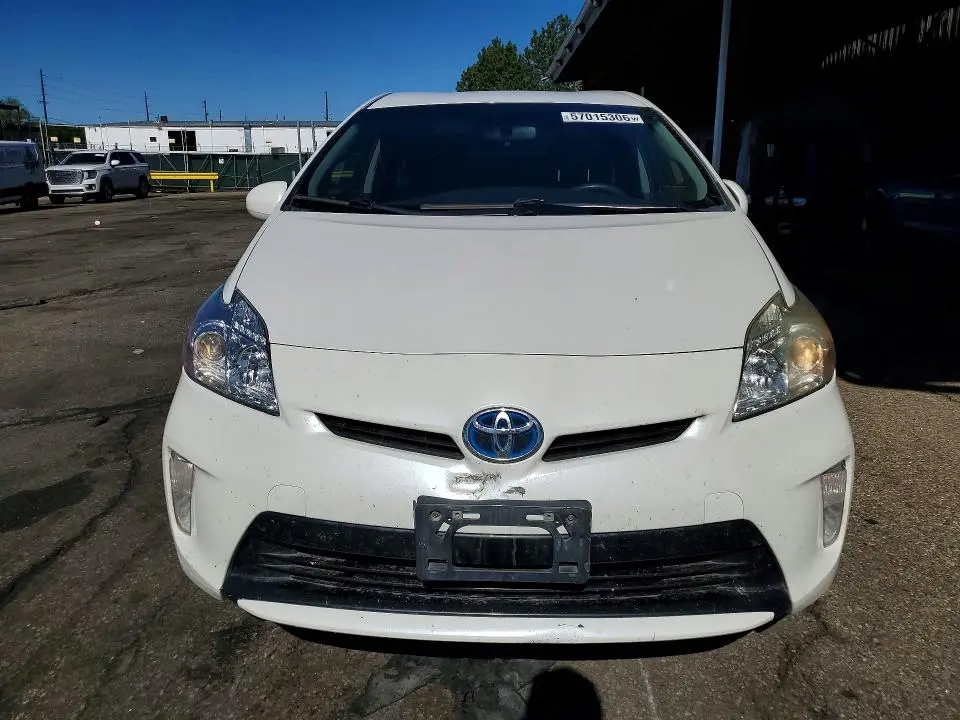 2014 TOYOTA PRIUS THREE  
