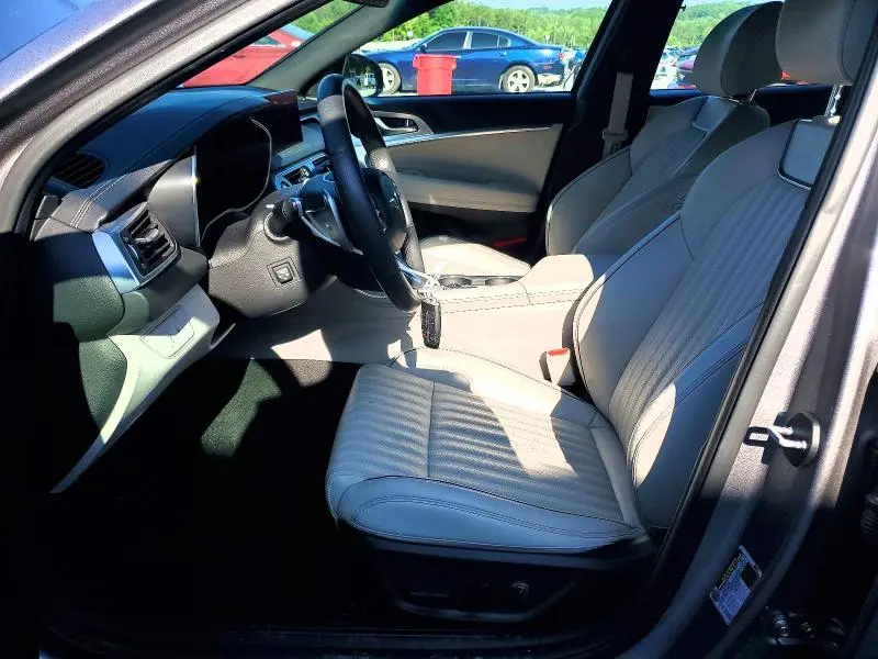 2023 GENESIS G70 3.3T STANDARD  