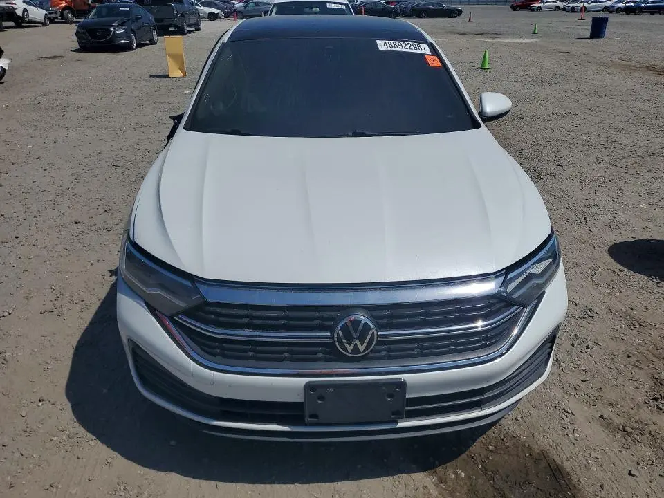 2022 VOLKSWAGEN JETTA SE  