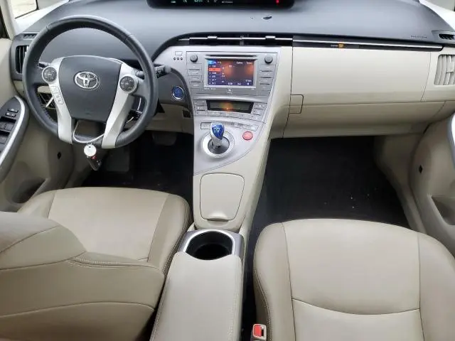 2015 TOYOTA PRIUS   