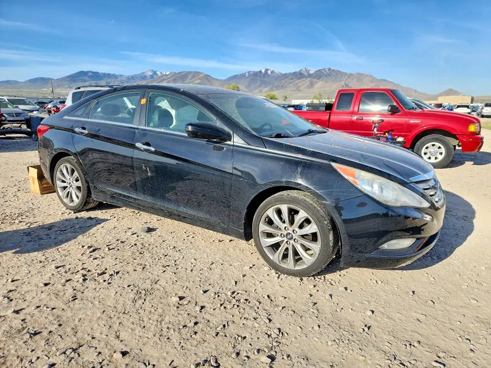 2011 HYUNDAI SONATA SE  