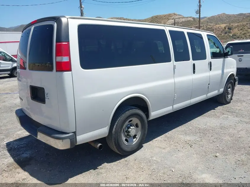 2017 CHEVROLET EXPRESS 3500 LT