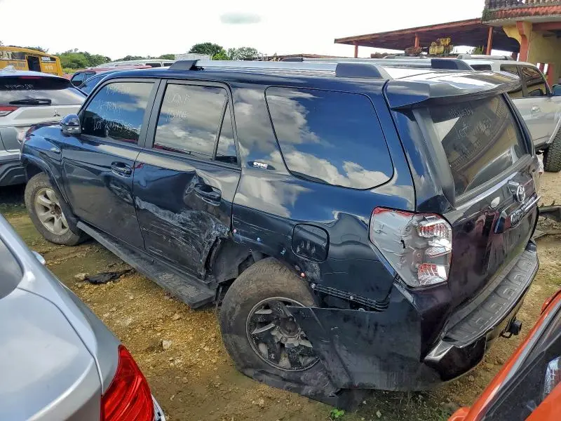 2023 TOYOTA 4RUNNER SR5  