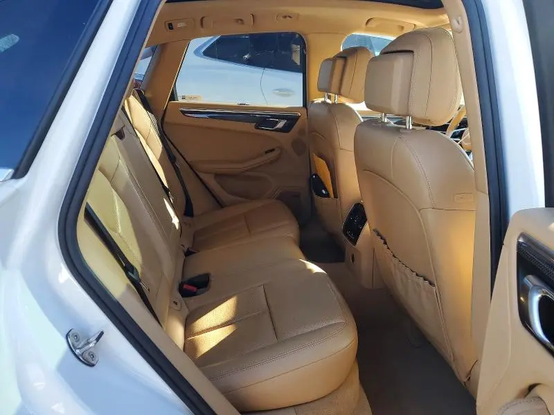 2017 PORSCHE MACAN S  