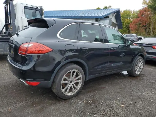 2012 PORSCHE CAYENNE