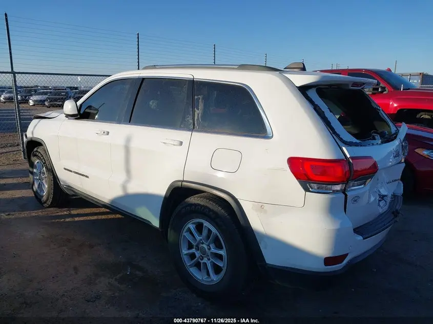 2019 JEEP GRAND CHEROKEE LAREDO E 4X2