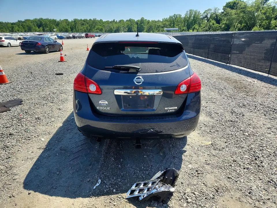 2013 NISSAN ROGUE S  