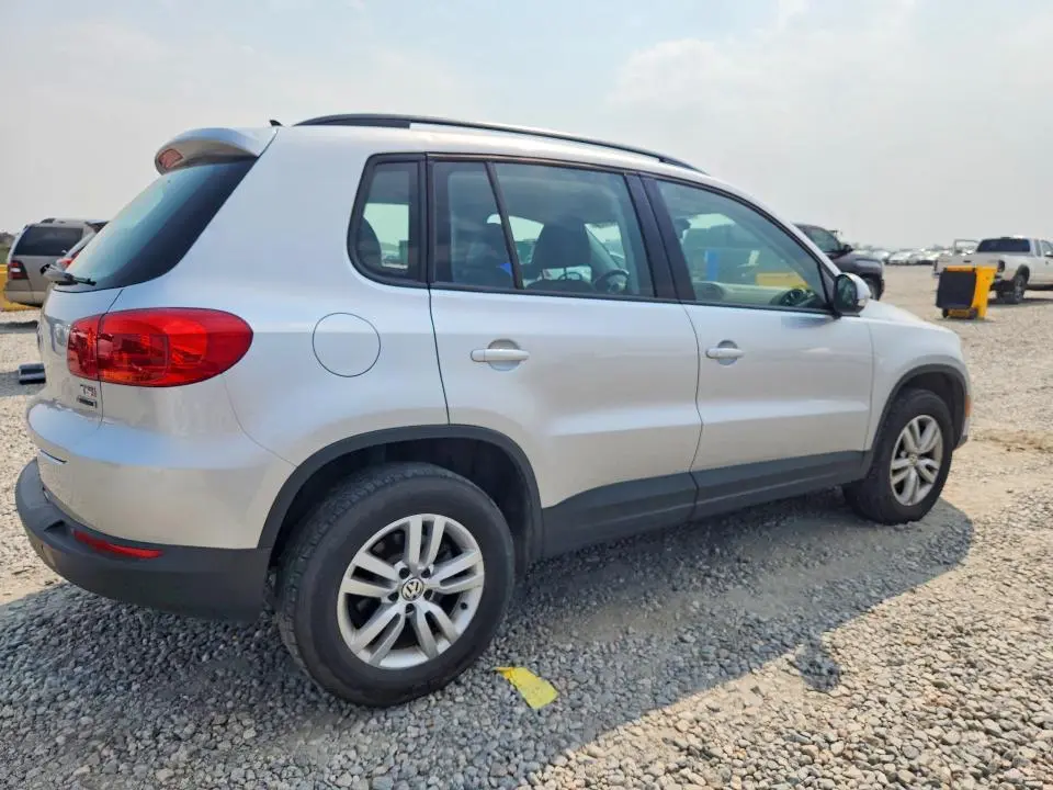 2017 VOLKSWAGEN TIGUAN S  