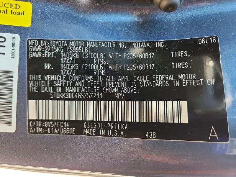 2016 TOYOTA SIENNA LE  