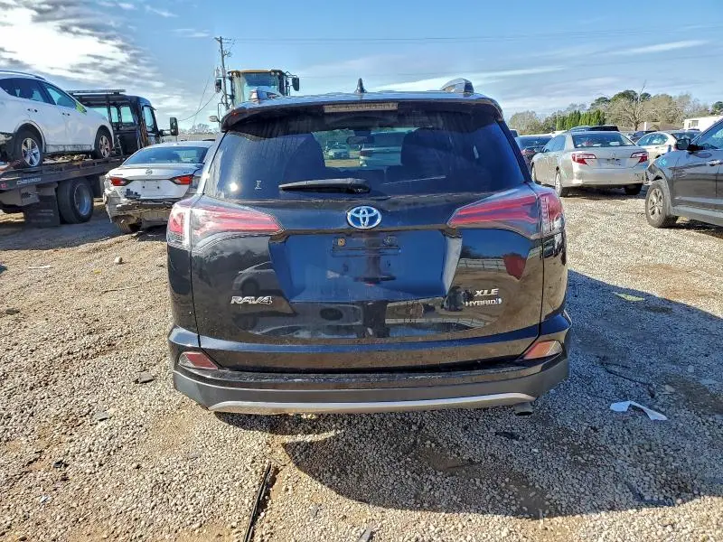 2018 TOYOTA RAV4 HV LE  