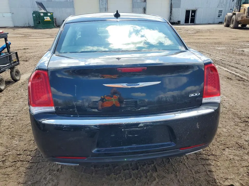 2018 CHRYSLER 300 TOURING  
