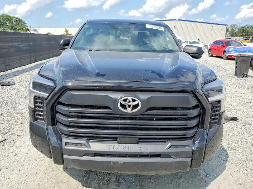 2025 TOYOTA TUNDRA SR  