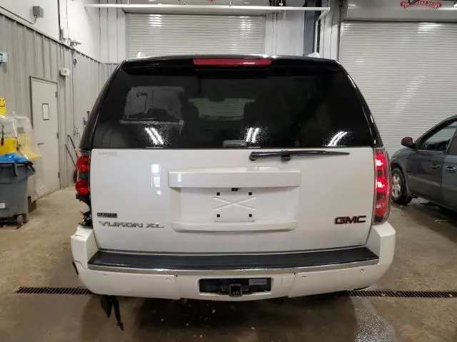 2012 GMC YUKON XL DENALI  