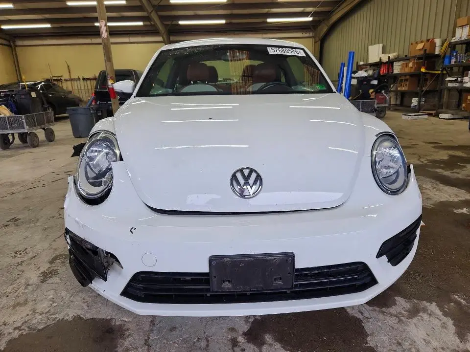 2017 VOLKSWAGEN BEETLE 1.8T  
