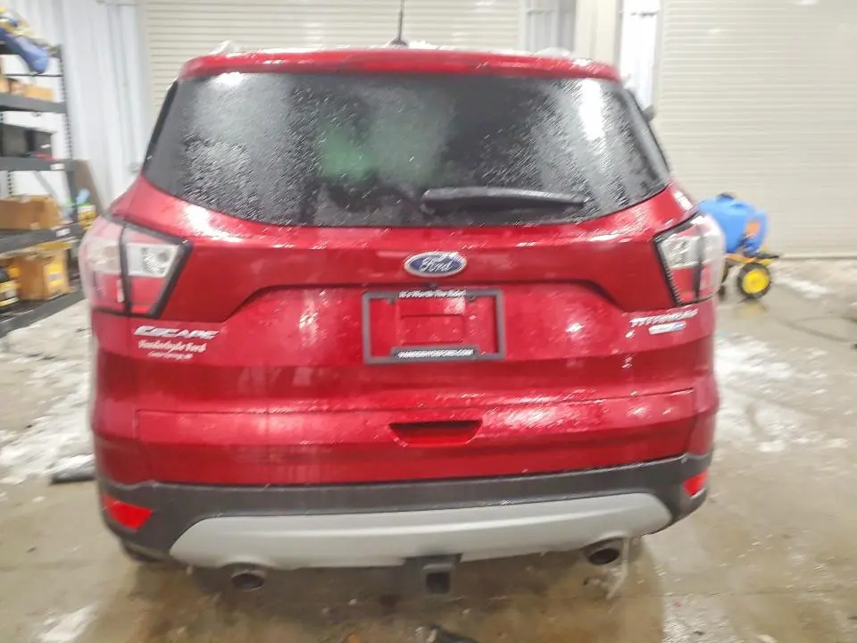 2017 FORD ESCAPE TITANIUM  
