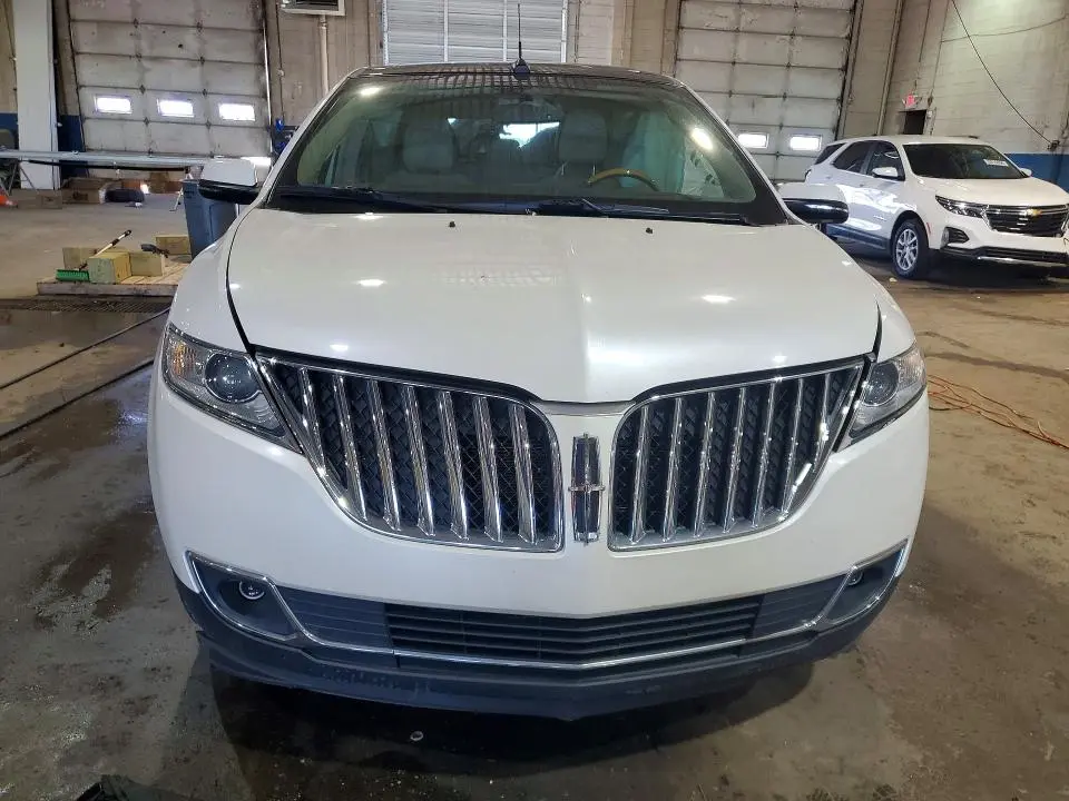 2013 LINCOLN MKX   