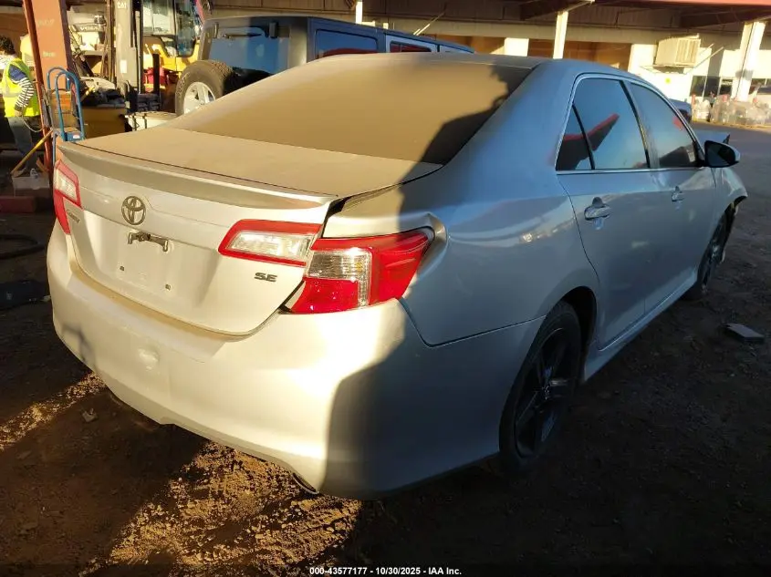 2013 TOYOTA CAMRY SE