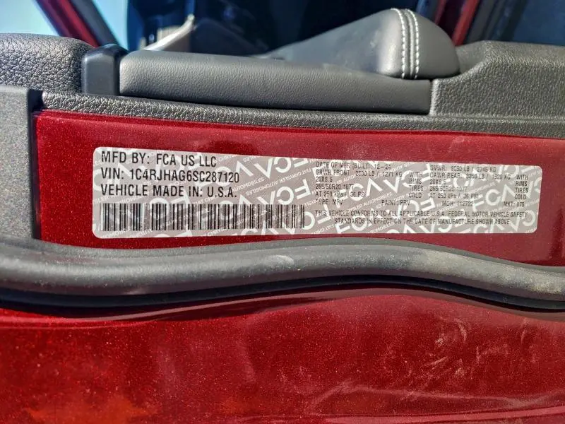 2025 JEEP GRAND CHEROKEE LAREDO  