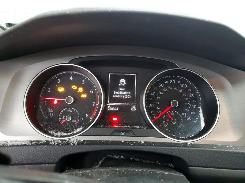 2016 VOLKSWAGEN GOLF   