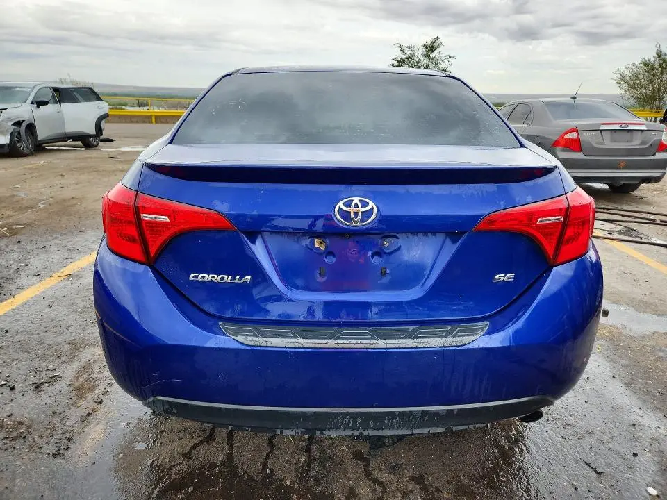 2018 TOYOTA COROLLA SE  