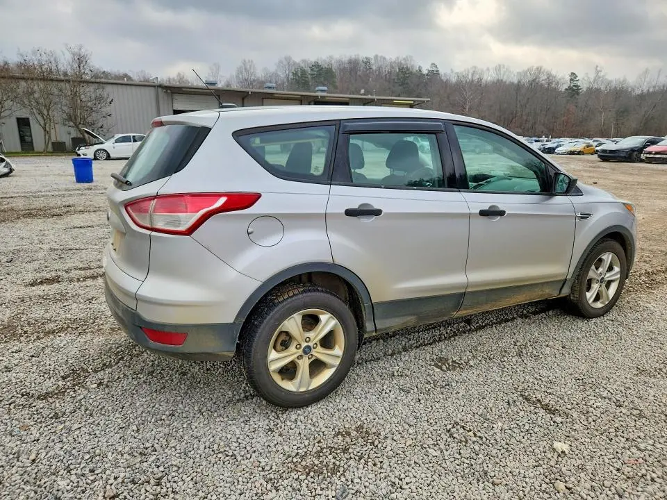 2016 FORD ESCAPE S  