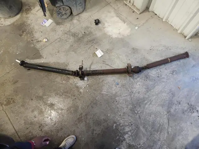 2013 TOYOTA SIENNA LE  