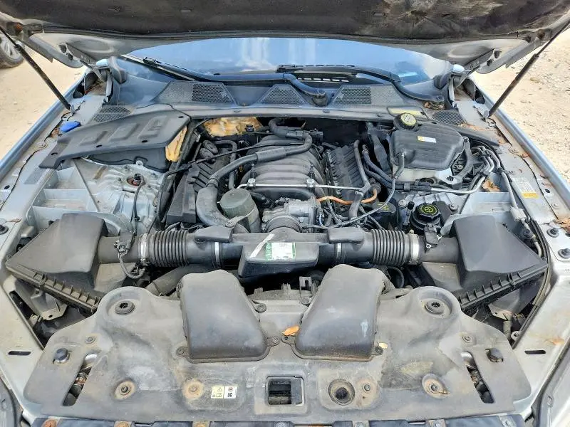 2011 JAGUAR XJ   