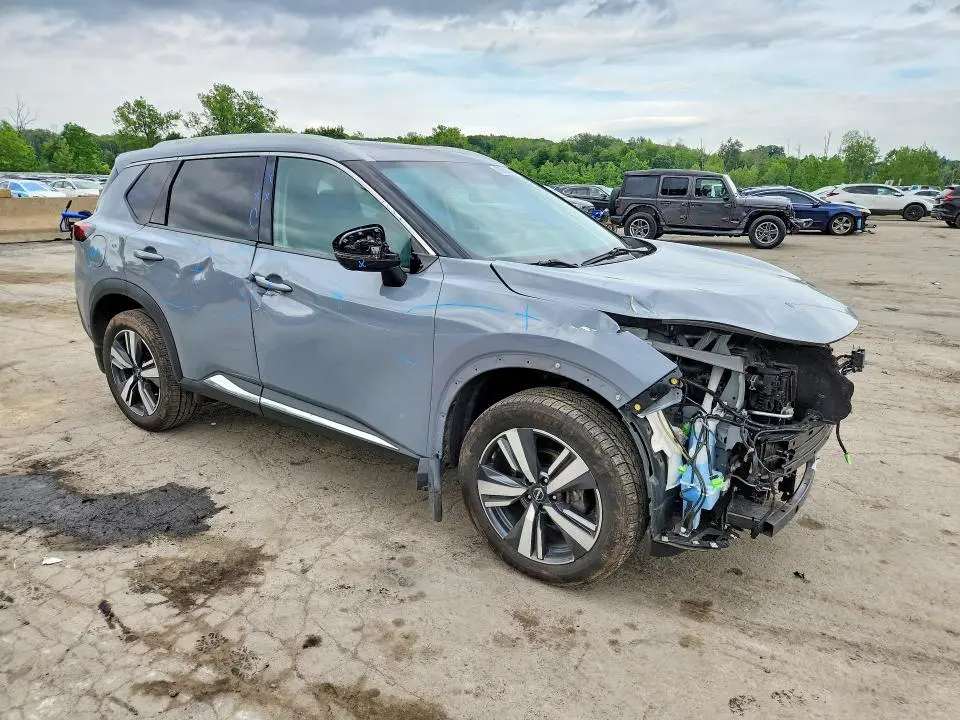 2023 NISSAN ROGUE SL  