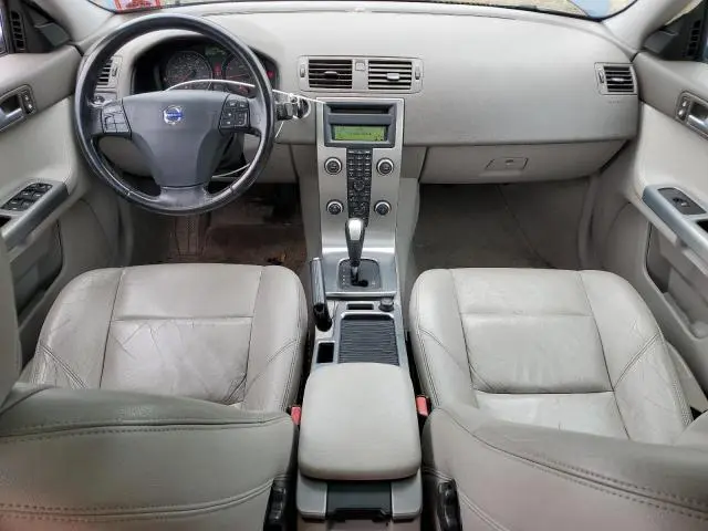 2010 VOLVO S40 2.4I  
