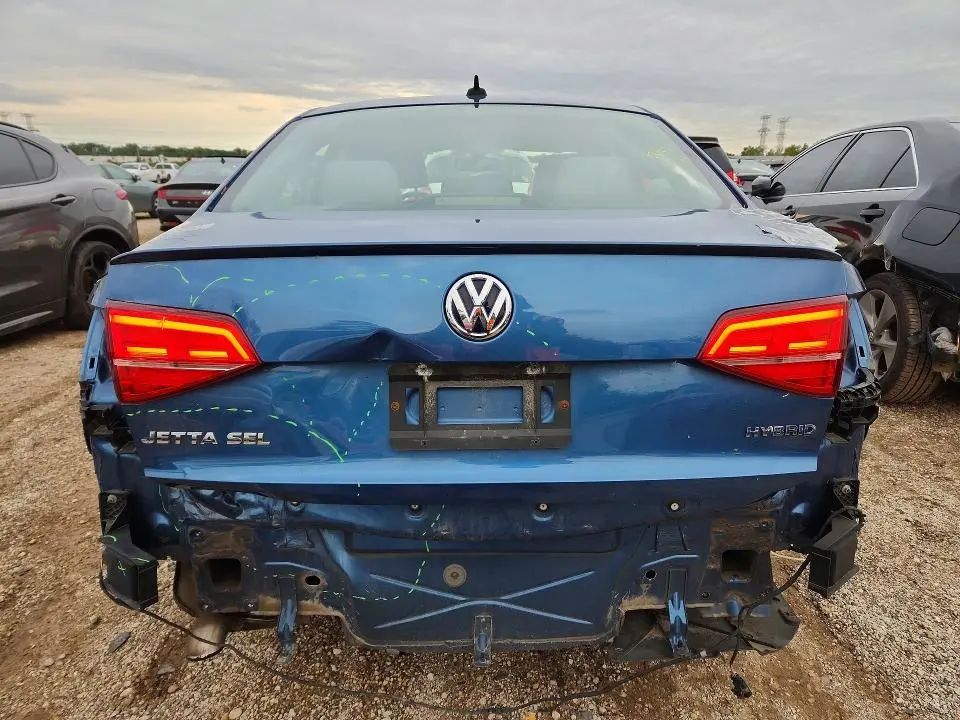 2016 VOLKSWAGEN JETTA HYBRID  