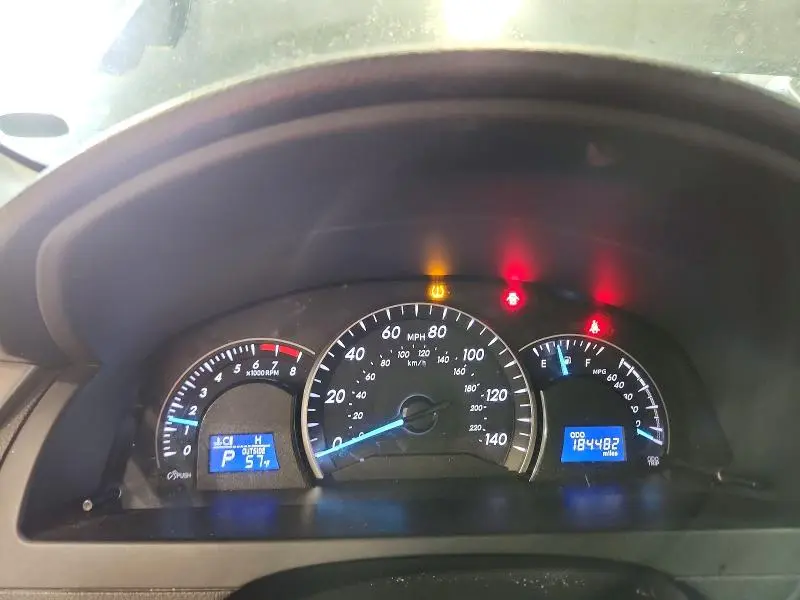 2012 TOYOTA CAMRY LE  