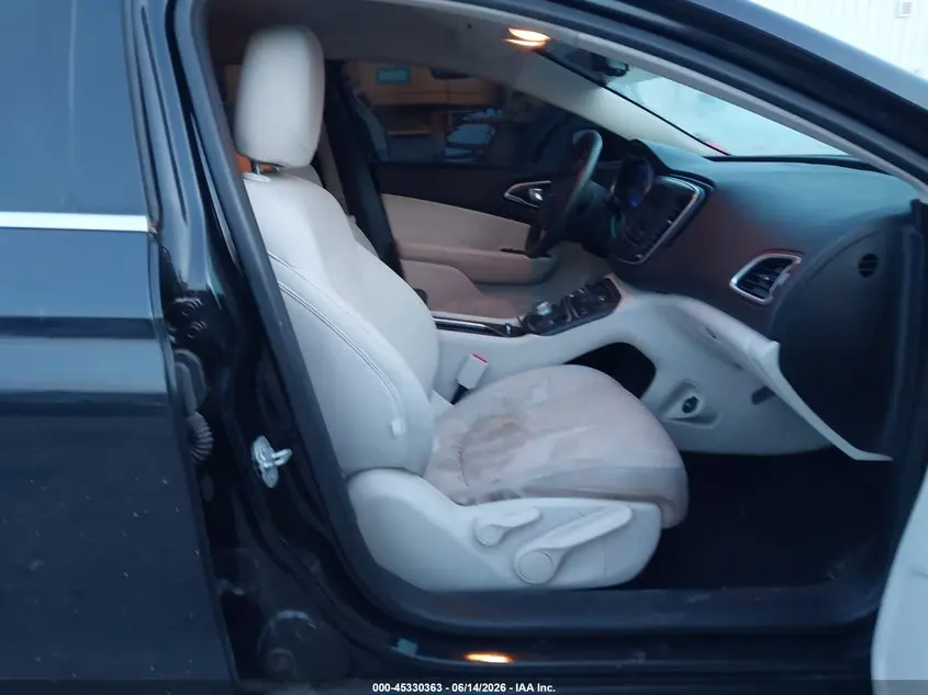 2016 CHRYSLER 200 LIMITED