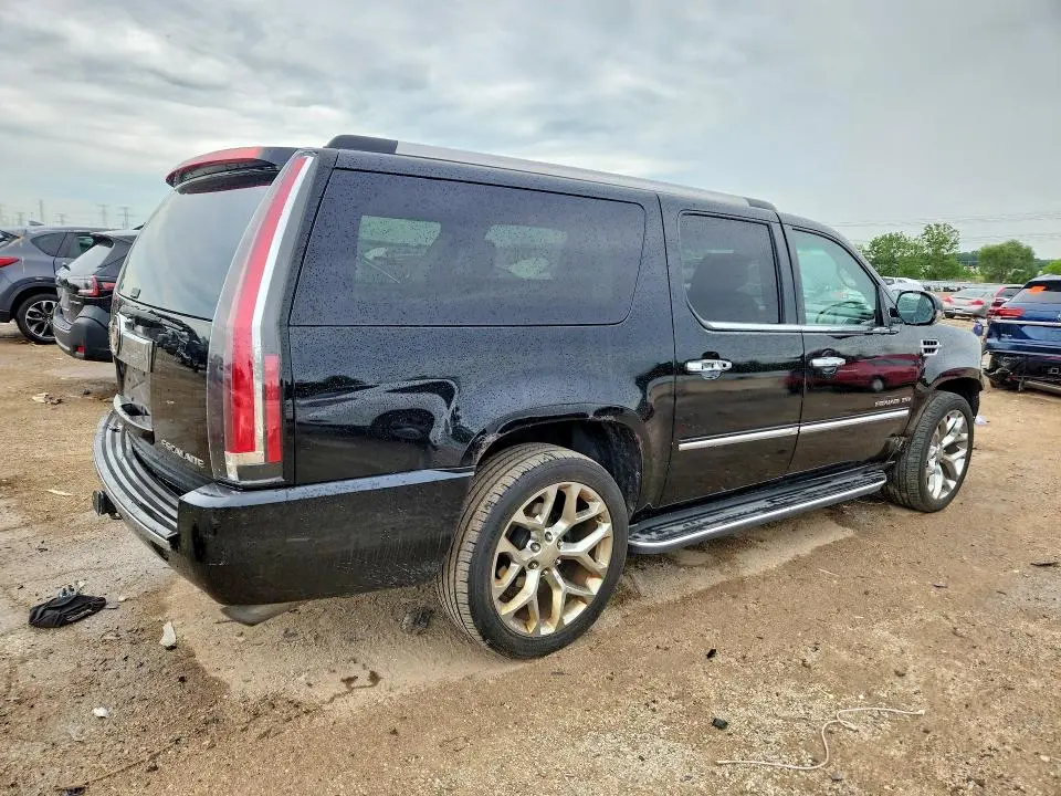 2013 CADILLAC ESCALADE ESV  