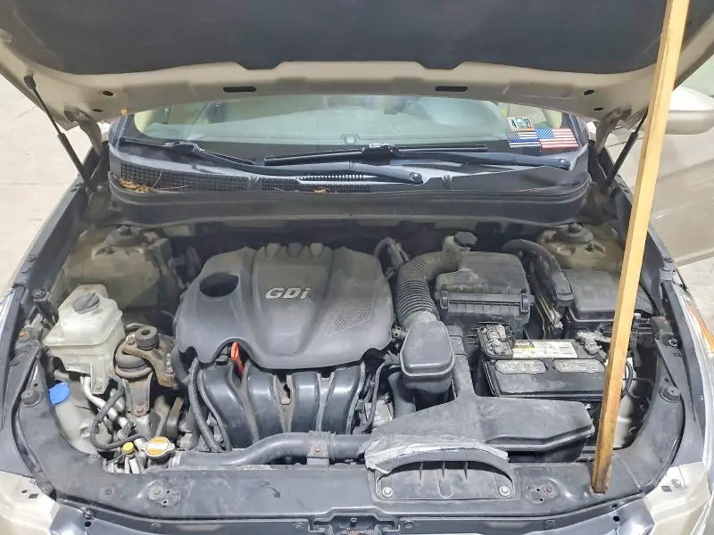 2011 HYUNDAI SONATA GLS  