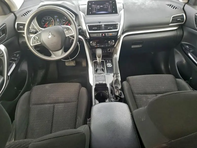 2020 MITSUBISHI ECLIPSE CROSS LE  